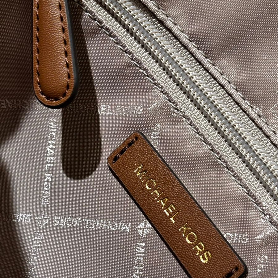 Michael Kors Sienna