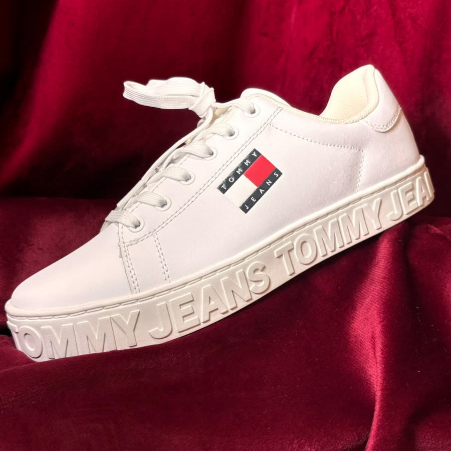 Tenis Tommy