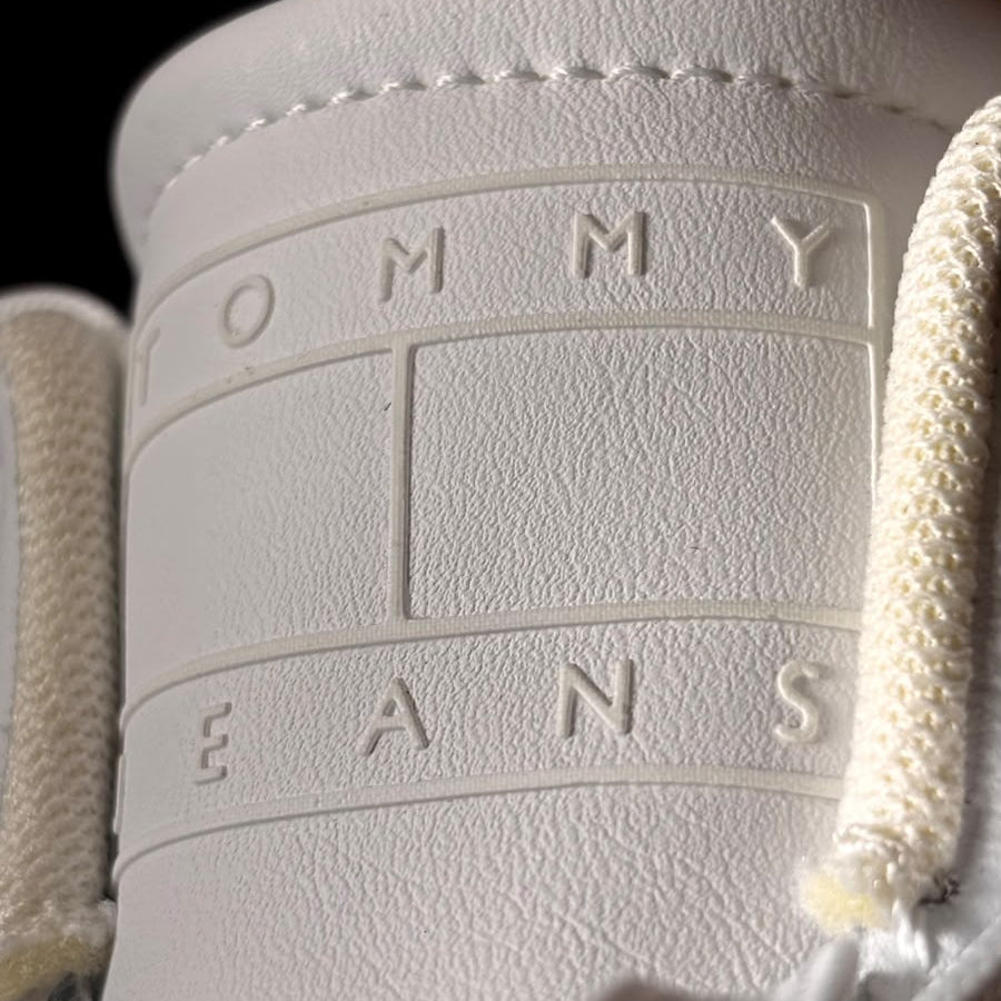 Tenis Tommy