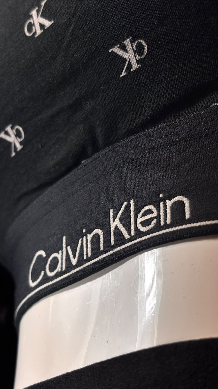 Top Calvin Klein